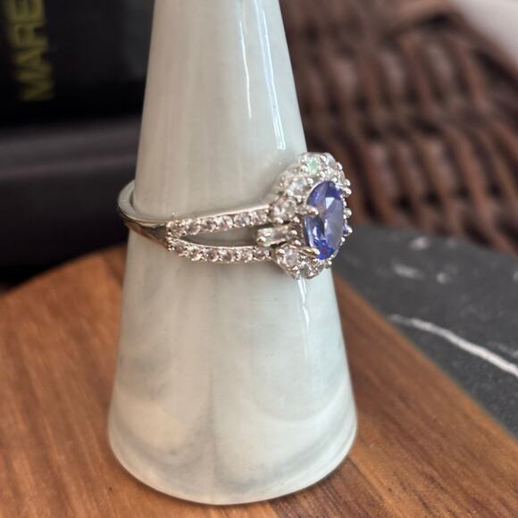 Bomb Party Ring Light Tanzanite and Diamond CZ on Rhodium Plating Size 10 Blue - Picture 4 of 5